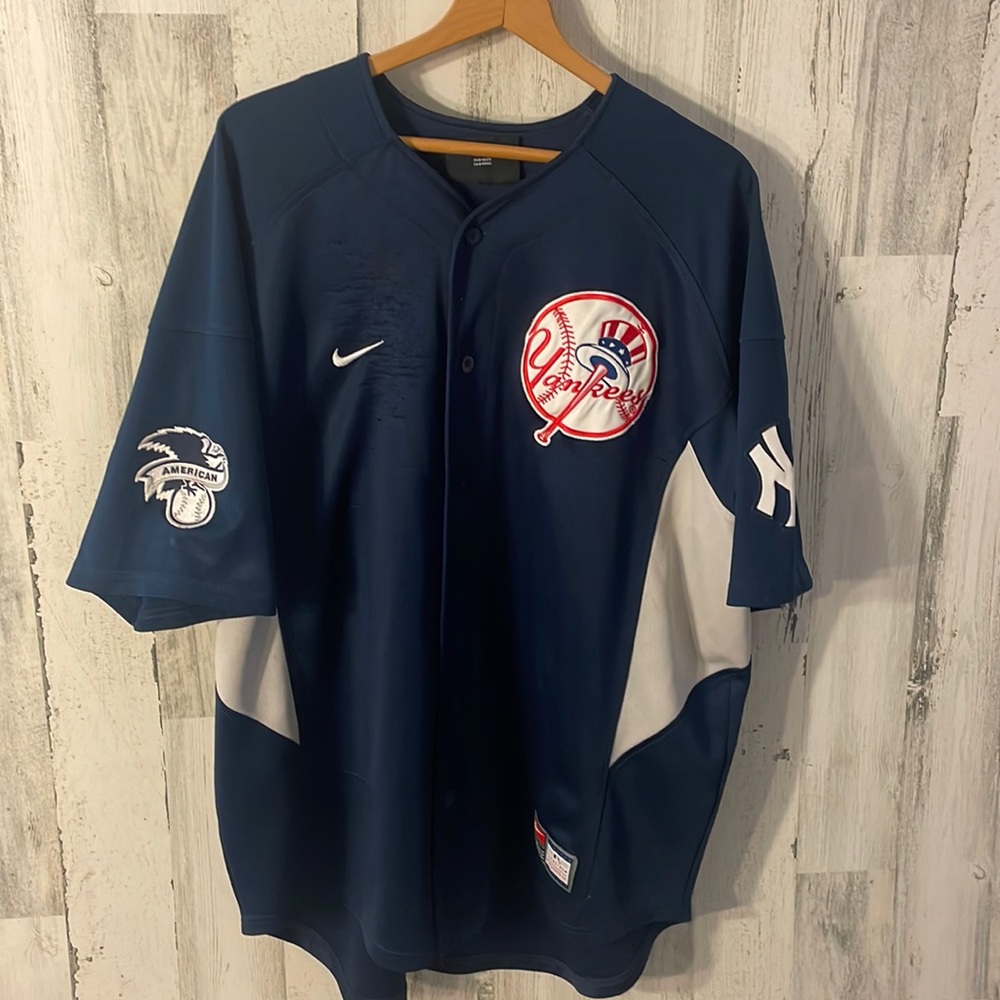 #S33- Nike Men’s Baseball New York Yankees Rodriguez Jersey